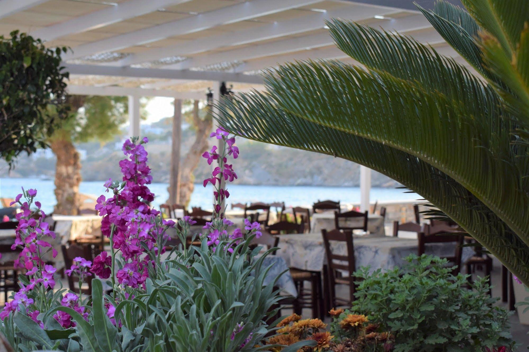 Vari Beach Hotel 외부 사진